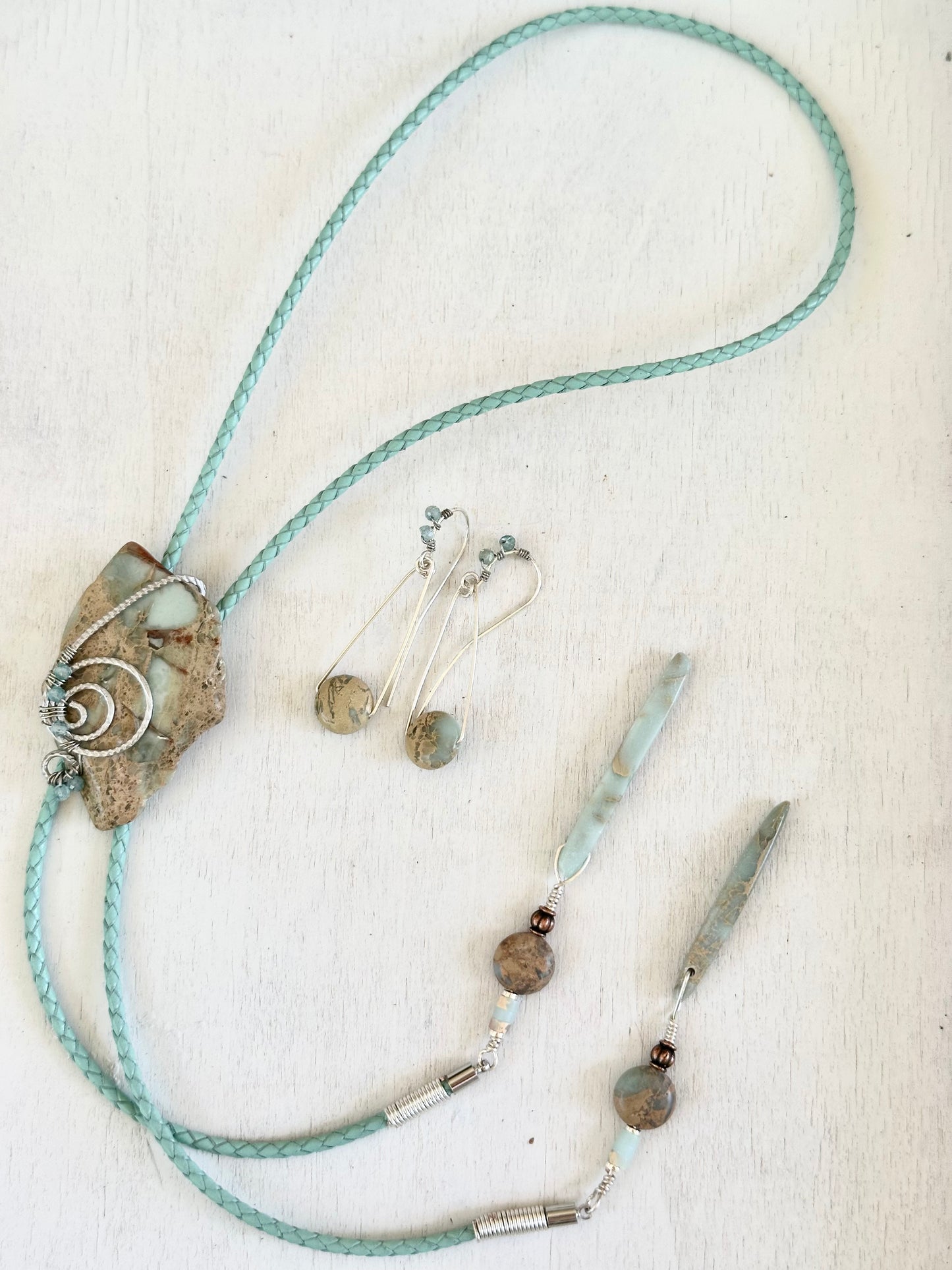 Lupine Bolo Tie- Set