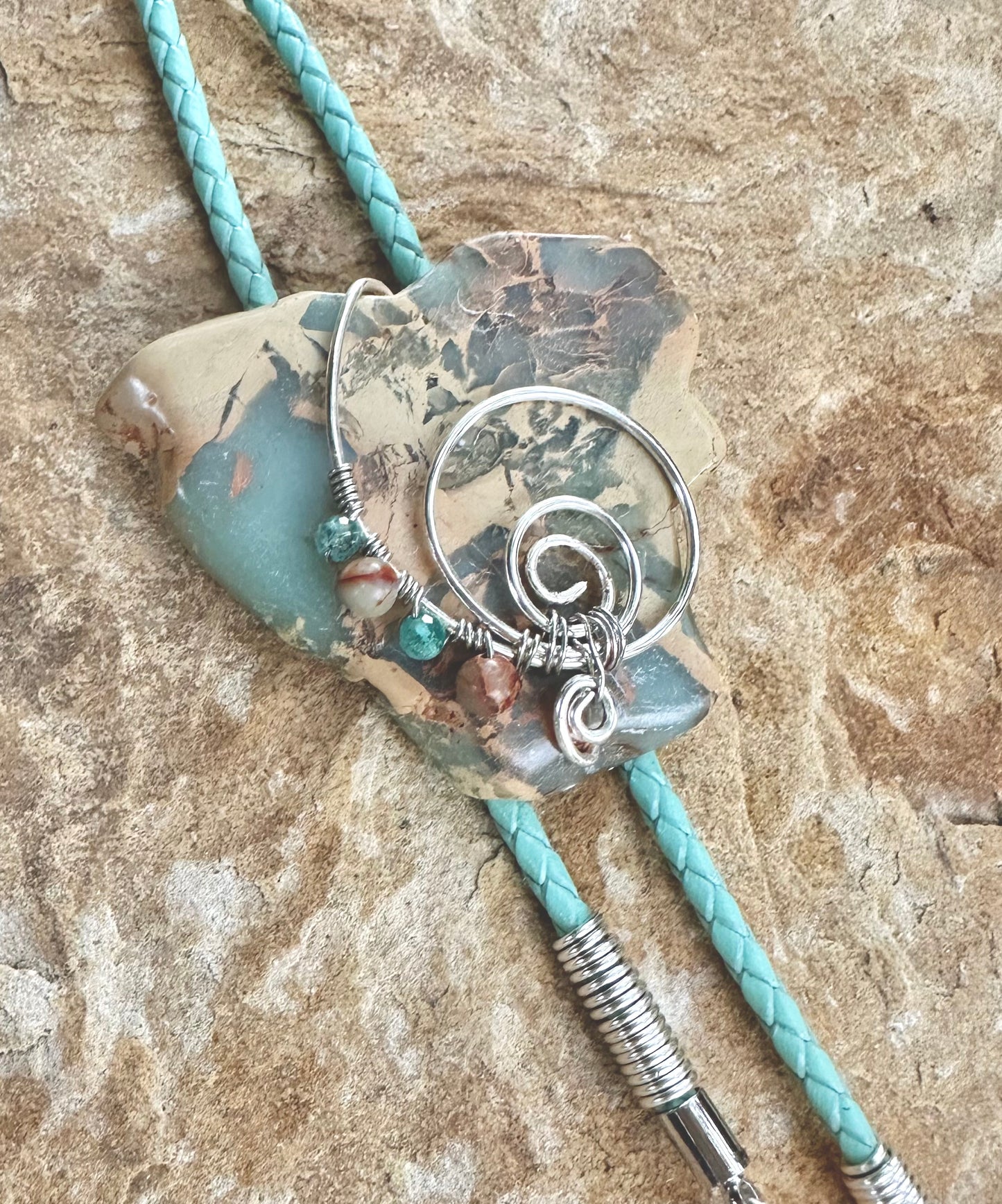 Wild Poppy Bolo Tie- Set